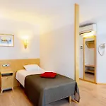 Hostel Tartu Albergue *