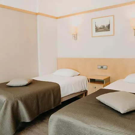 Hostel Tartu * تارتو
