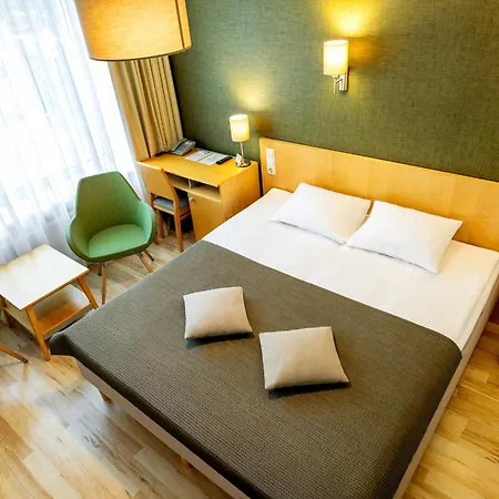 بيت شباب Hostel Tartu *